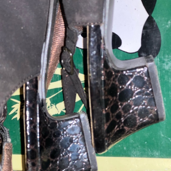 Annie Delores Brown Brushed size 8 - Picture 2 of 6